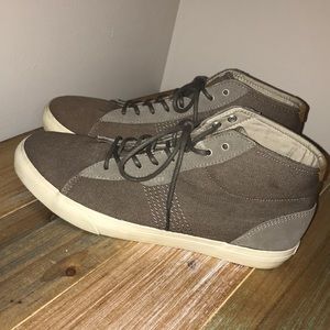 Reef canvas shoe